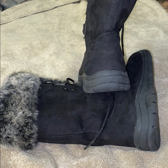 St. Johns Bay BLACK SUADE AND FUR BOOTS T3 - Picture 6 of 6